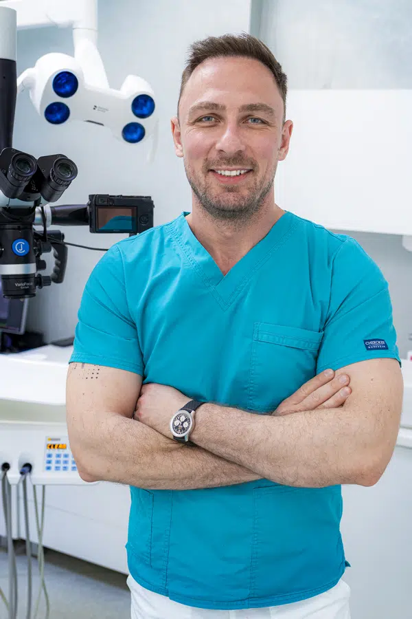 Dr Bogdan Moales - protetica dentara computerizata